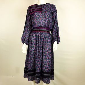 Lachine Vintage Floral Size S/M Maxi Dress